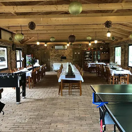 Πάρκο διακοπών Piros Tanya Es Vendeghaz *