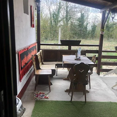 Piros Tanya Es Vendeghaz Πάρκο διακοπών Nyíregyháza