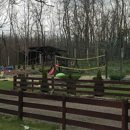 Piros Tanya Es Vendeghaz Πάρκο διακοπών Nyíregyháza