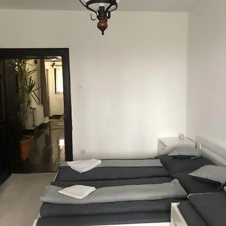 Πάρκο διακοπών Piros Tanya Es Vendeghaz Nyíregyháza